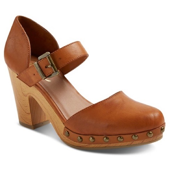 revel Shoes - Women’s Faux Wood Bottom studded Mary Jane Clogs